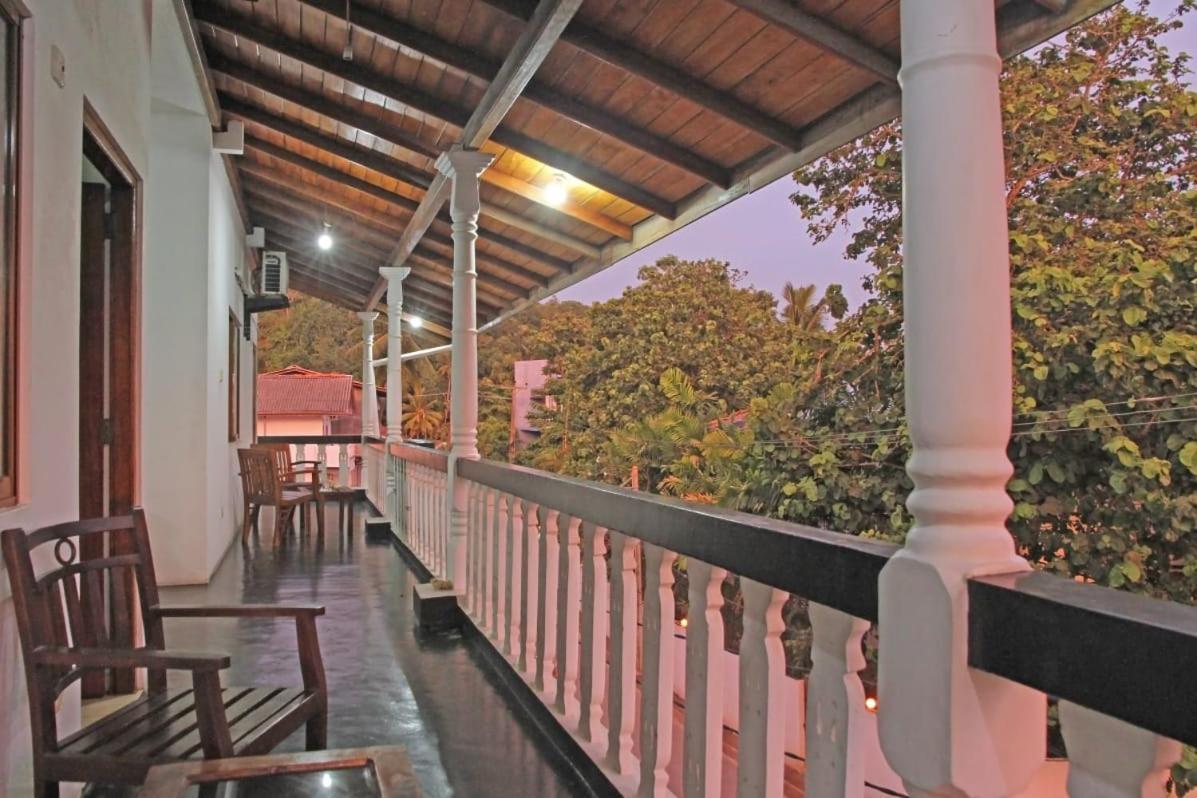 Sunny Mood Guest House Унаватуна Екстер'єр фото